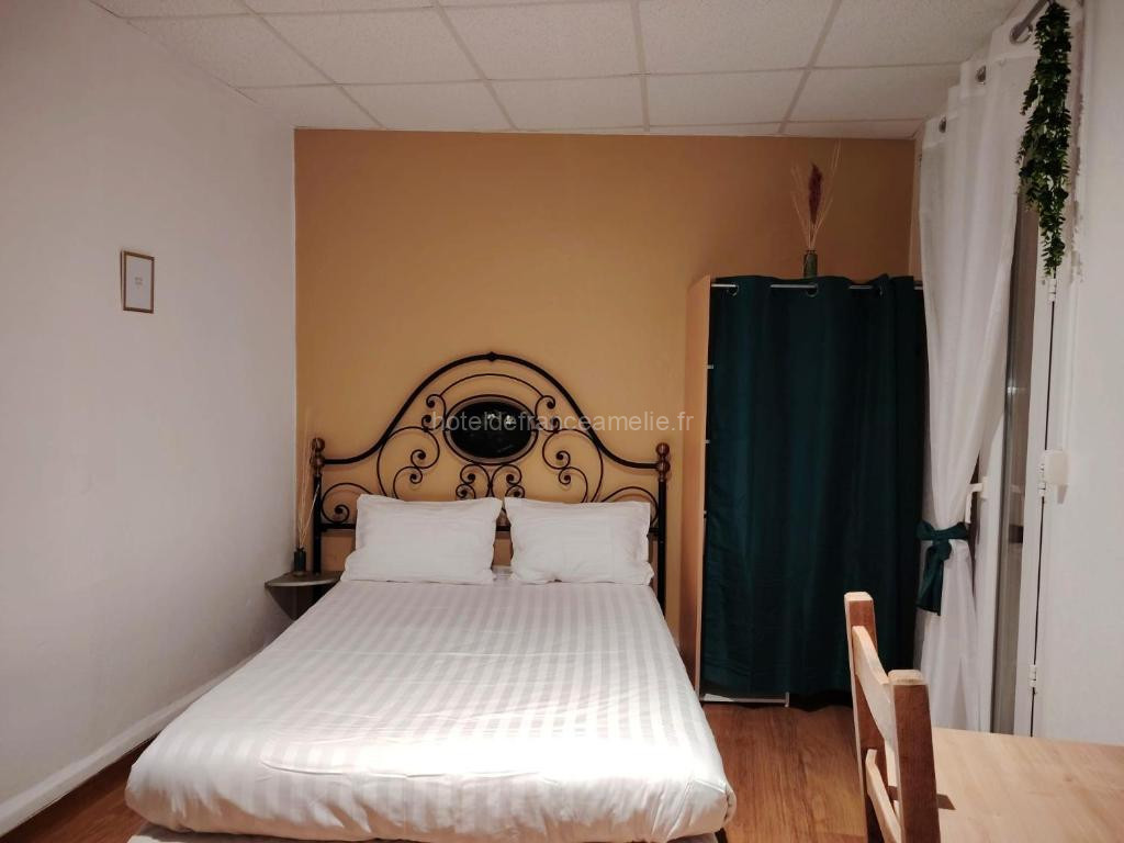 Photo de Studio N6 Appartement Hôtel Combes