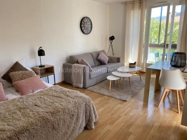 Photo du Studio 33 m² , climatisé, parking extérieur privé gratuit