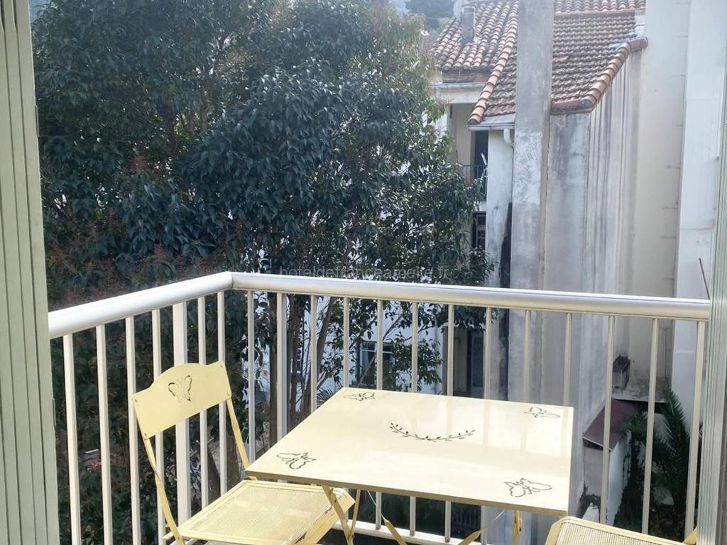 Photo du Studio ensoleillé en centre-ville, animaux admis - FR-1-703-206