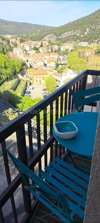 Photo de Joli Studio Audrey proche cure wifi parking balcon