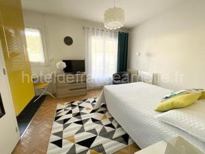Studio Centre-Ville avec Terrasse, Équipé, Lumineux - FR-1-703-8 à Amélie-les-Bains-Palalda