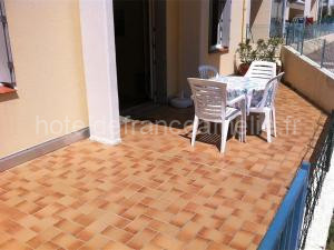 Charmant F2 à Amélie-les-Bains avec Terrasse et Parking - 2 Couchages - FR-1-703-26 à Amélie-les-Bains-Palalda