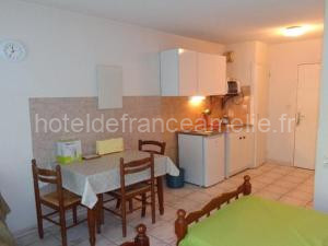 Studio cosy avec parking à 50m des Thermes, 2 couchages - Amélie-les-Bains - FR-1-703-55 à Amélie-les-Bains-Palalda