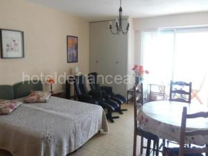 Studio confortable avec loggia et garage, proche centre-ville et cures, animaux bienvenus - FR-1-703-63 à Amélie-les-Bains-Palalda