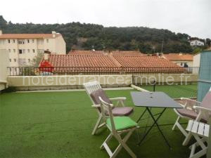 Studio climatisé avec balcon, centre-ville, proche cures - 2 pers, animaux ok - FR-1-703-68 à Amélie-les-Bains-Palalda