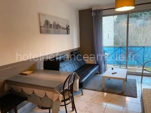 Studio rénové avec balcon, ascenseur, 2 couchages à Amélie-les-Bains, animaux acceptés - FR-1-703-70 à Amélie-les-Bains-Palalda