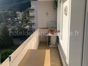 Charmant F3 climatisé avec balcon ensoleillé, proche centre et Thermes - Amélie-les-Bains - FR-1-703-80 à Amélie-les-Bains-Palalda