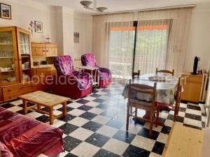 Photo de l'Appartements Charmant F2 avec Garage, Terrasse et Véranda, à 500m du Centre et 600m des Cures à Amélie-les-Bains - FR-1-703-131 à Amélie-les-Bains-Palalda